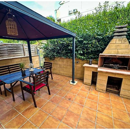 Apartamento Eva Le Residenze Marco Simone Exterior foto